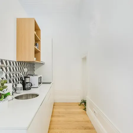 Invicta Apartment